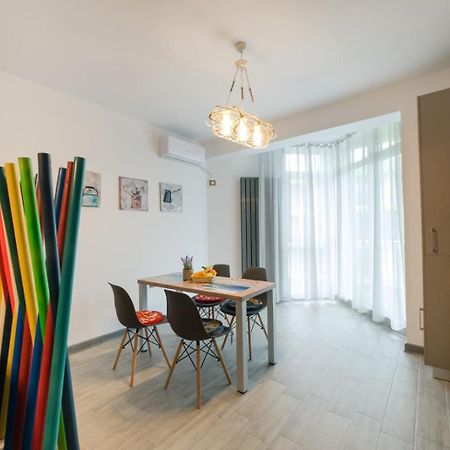 Alezzi Beach Resort Gorgeous Family Aparment Cu Piscina Неводарі Екстер'єр фото