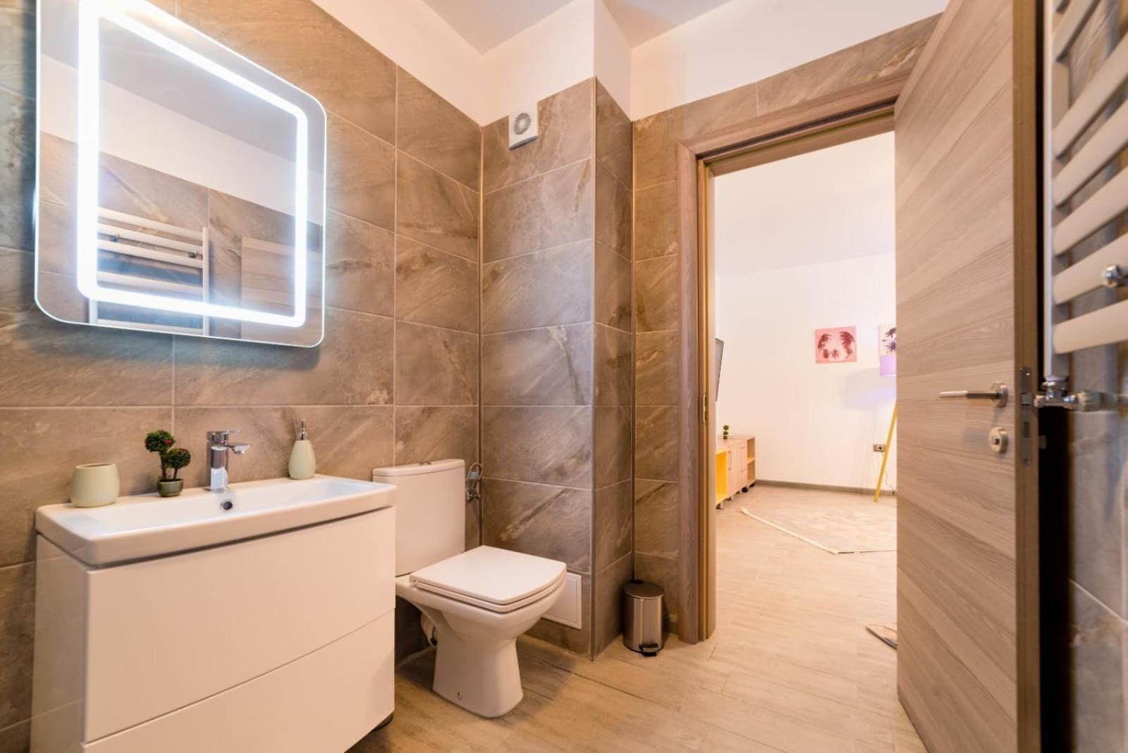 Alezzi Beach Resort Gorgeous Family Aparment Cu Piscina Неводарі Екстер'єр фото